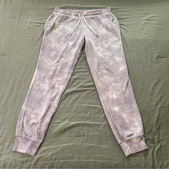 Furry pair of tie dye joggers sz large - Picture 3 of 8